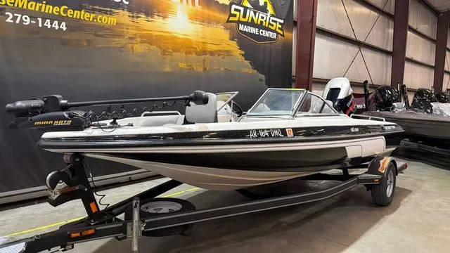 The Image of Skeeter Skeeter SL190 W/Yamaha 175 2012 - 1