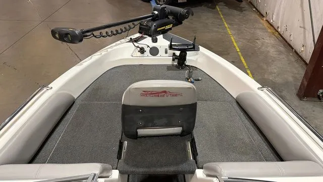 Slide: The Image of Skeeter Skeeter SL190 W/Yamaha 175 2012 - 18