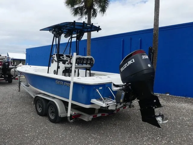 Slide: The Image of Sea Pro 228 2020 - 6