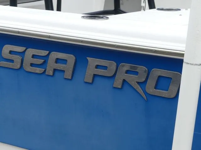 Slide: The Image of Sea Pro 228 2020 - 7