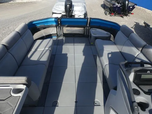 Slide: The Image of Interior of 2022 Sea-Doo Switch® Cruise 21 with gray seating. - 13
