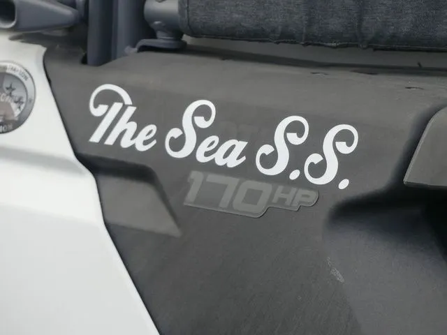 Slide: The Image of Sea-Doo Switch Cruise 21 2023 - 8