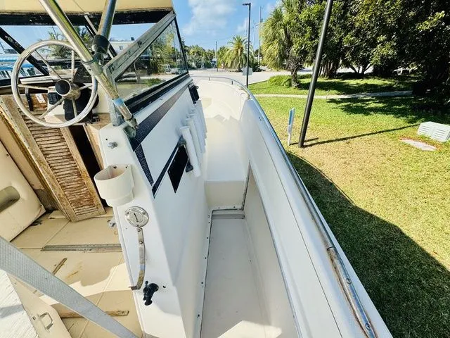 Slide: The Image of Stamas 26 Cuddy Center Console 1984 - 8