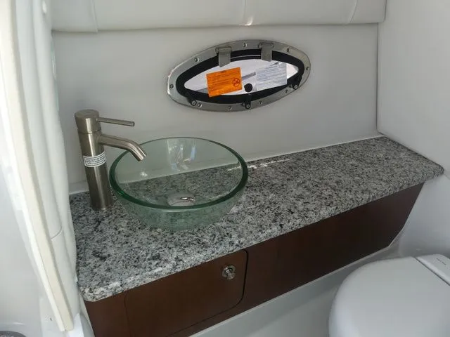 Slide: The Image of Crownline Boats 280 XSS 2025 - 16