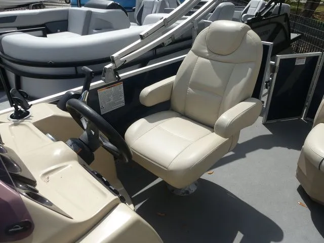 Slide: The Image of Sylvan 8520 Cruise 2018 - 10