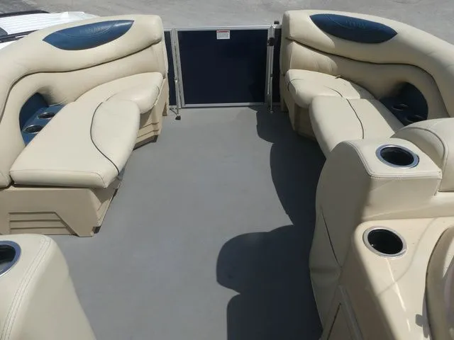 Slide: The Image of Sylvan 8520 Cruise 2018 - 13