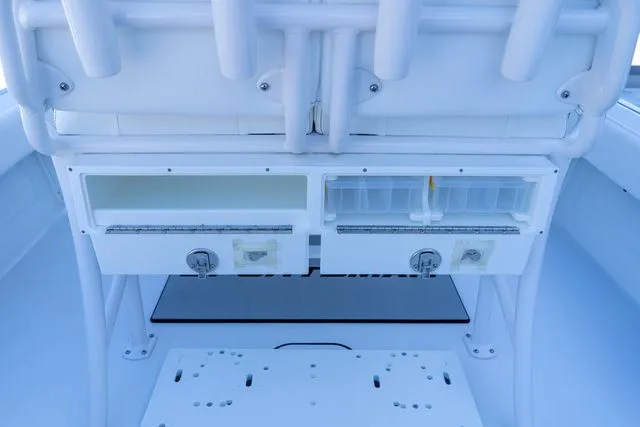 Slide: The Image of Sportsman Masters 247OE Bay Boat 2026 - 29