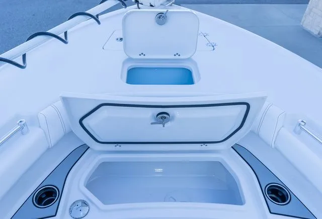 Slide: The Image of Sportsman Masters 247OE Bay Boat 2026 - 36