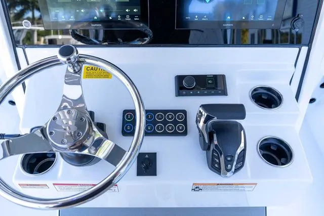 Slide: The Image of Sportsman Masters 247OE Bay Boat 2026 - 79