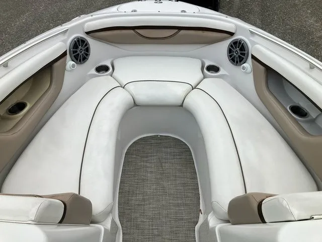 Slide: The Image of Four Winns 240 Horizon 2006 - 14