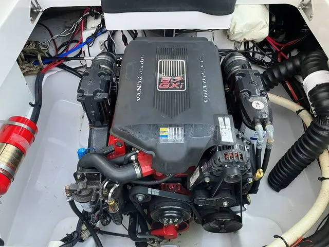 Slide: The Image of Four Winns 240 Horizon 2006 - 17