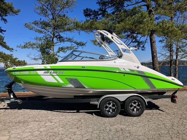 The Image of Yamaha 212X 2021 - 1