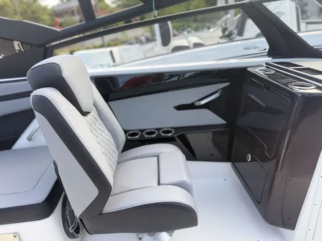 Slide: The Image of Yamaha 222XE 2026 - 18