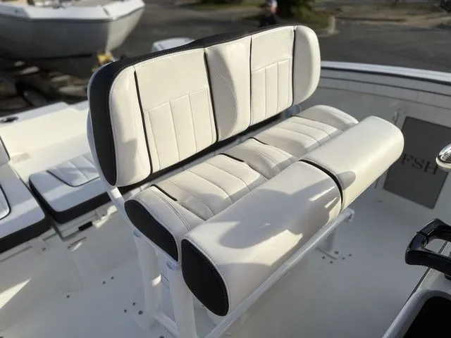 Slide: The Image of Yamaha 255 FSH Sport E 2026 - 18