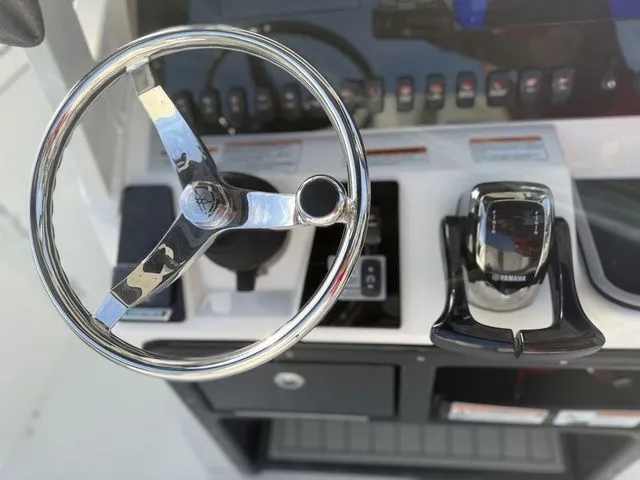 Slide: The Image of Yamaha 255 FSH Sport E 2026 - 20