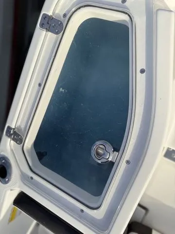 Slide: The Image of Yamaha 255 FSH Sport E 2026 - 9