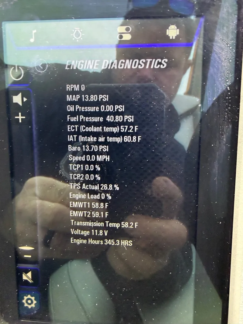 Slide: The Image of Malibu Wakesetter 21 MLX 2021 engine diagnostics screen displaying various readings. - 18