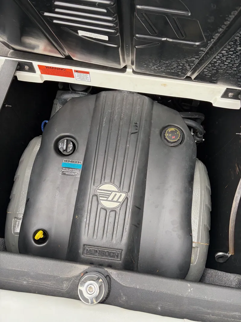 Slide: The Image of Engine compartment of 2021 Malibu Wakesetter 21 MLX with Monsoon engine. - 36