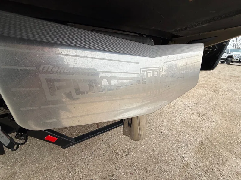 Slide: The Image of Close-up of Malibu Wakesetter 21 MLX 2021 boat hull. - 7