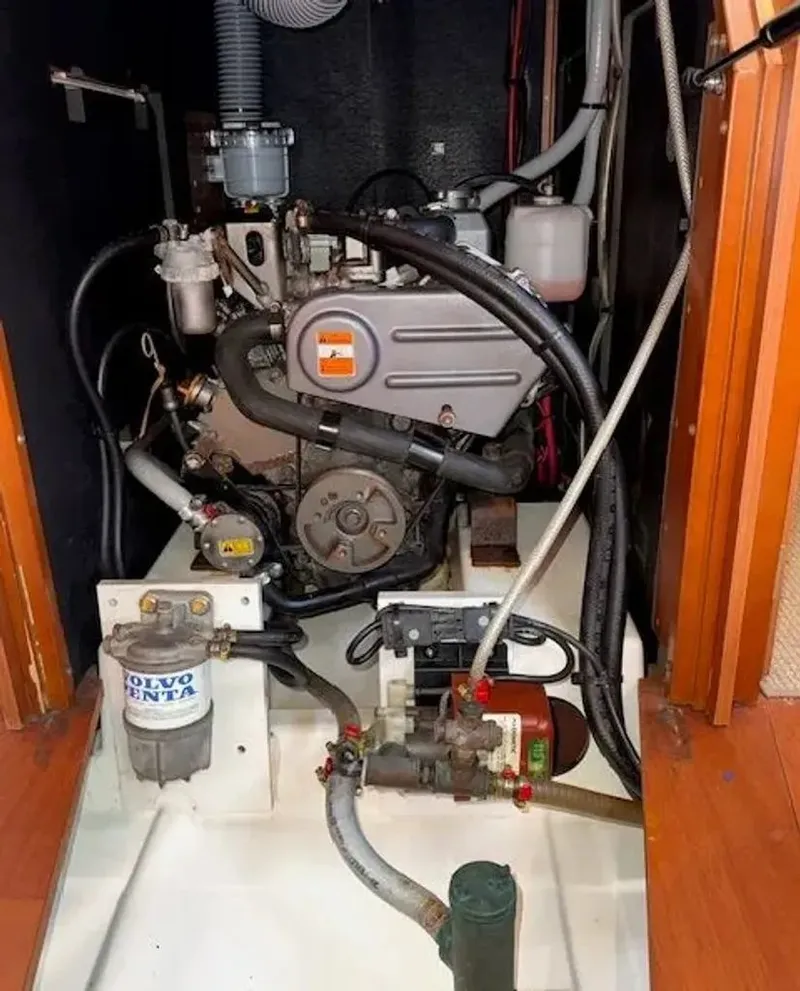 Slide: The Image of Beneteau Oceanis 2019 - 17