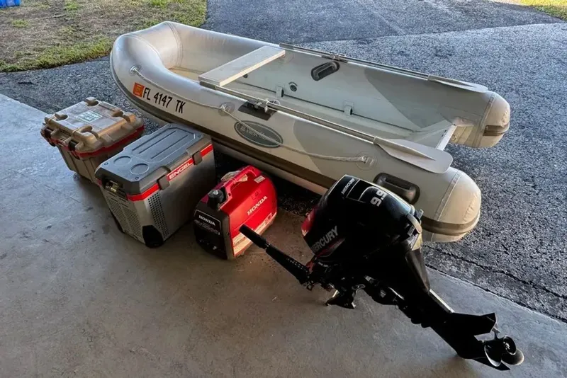 Slide: The Image of Beneteau Oceanis 2019 - 18