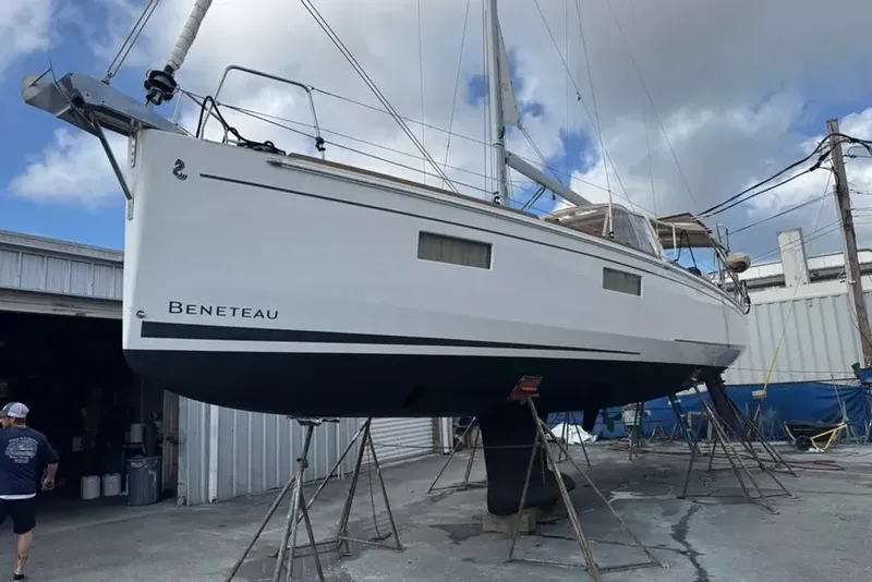 Slide: The Image of Beneteau Oceanis 2019 - 20