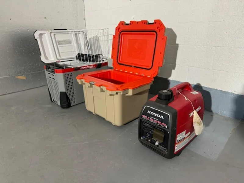 Slide: The Image of Beneteau Oceanis 2019 - 40