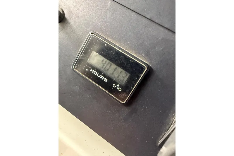 Slide: The Image of Hour meter display on 2006 Custom Carolina Heritage Express boat. - 35