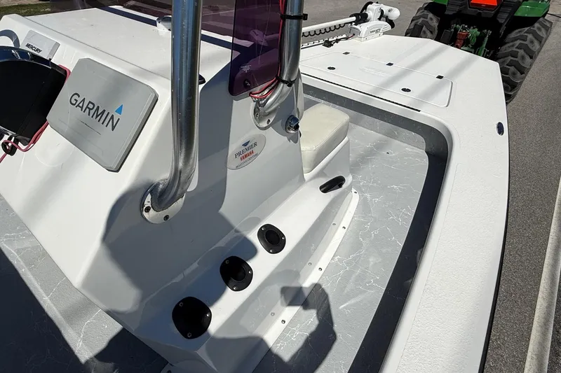 Slide: The Image of 2022 Majek 18 M2 boat console with Garmin electronics and Mercury equipment. - 14
