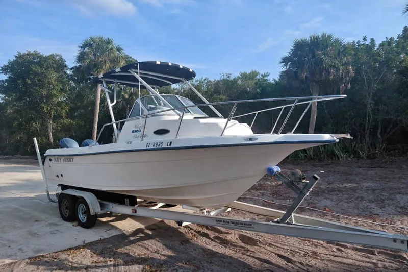 The Image of Key West 2300 Bluewater 2001 - undefined