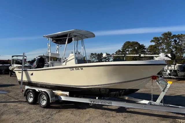 The Image of Mako 221 Center Console 1984 - undefined