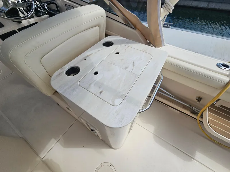 Slide: The Image of Interior of a 2022 Grady-White Freedom 275 boat. - 23