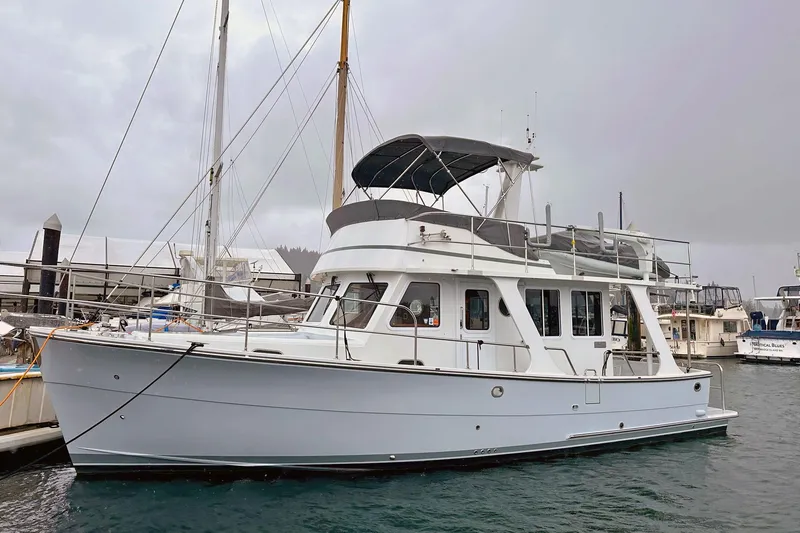 The Image of Helmsman Trawlers 37 Sedan - Exterior Main - 0