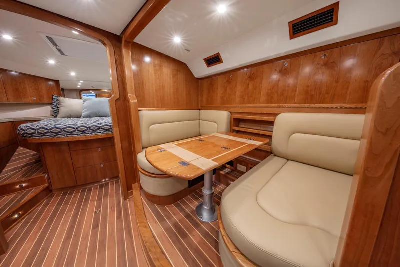 Slide: The Image of Dinette - 7