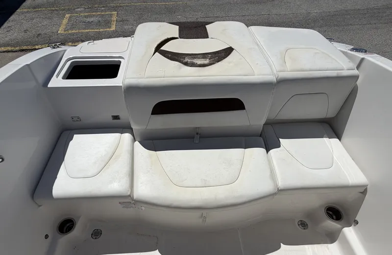 Slide: The Image of Chaparral 19 H2O Sport 2012 - 17