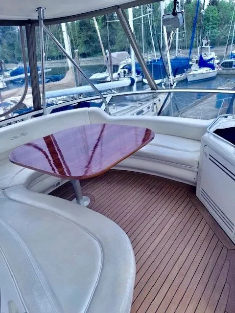 Slide: The Image of Sea Ray 560 Sedan Bridge 2000 - 21