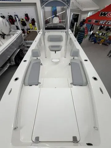 Slide: The Image of Bay Rider 2260 FS 2026 - 4