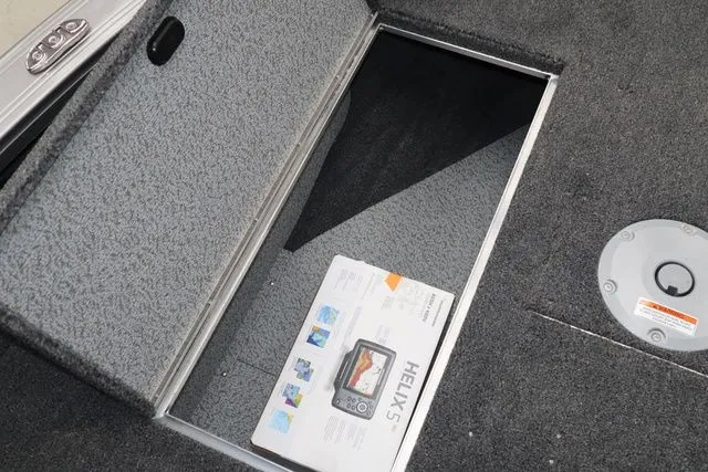 Slide: The Image of Crestliner 1750 Fish Hawk SC JS 2026 - 12