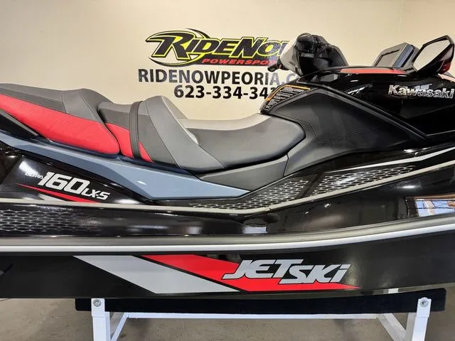 Slide: The Image of Kawasaki Jet Ski Ultra 160 2026 - 10