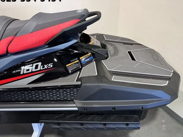 Slide: The Image of Kawasaki Jet Ski Ultra 160 2026 - 20