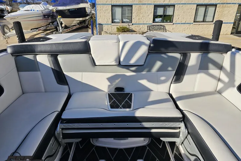 Slide: The Image of 2015 Nautique Super Air Nautique G23 interior seating, featuring sleek, modern design and premium upholstery. - 116