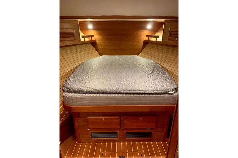 Slide: The Image of Luxurious cabin interior of 2006 Sabre 38 Hard Top Express yacht. - 5