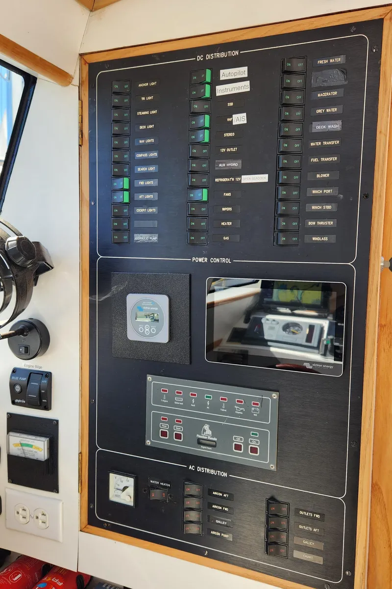 Slide: The Image of Electrical control panel of 2004 Dudley Dix Jacobs Bros 43 Pilot boat. - 29