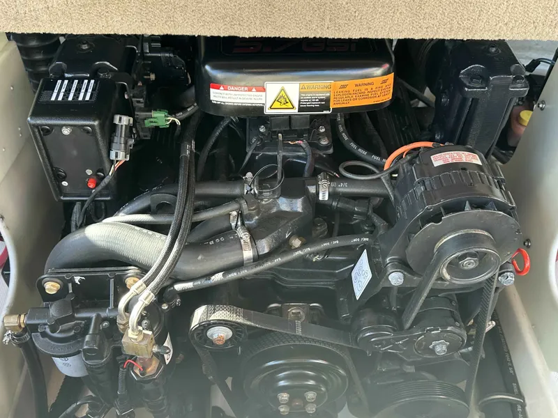 Slide: The Image of Chaparral 216 SSi 2000 - 17