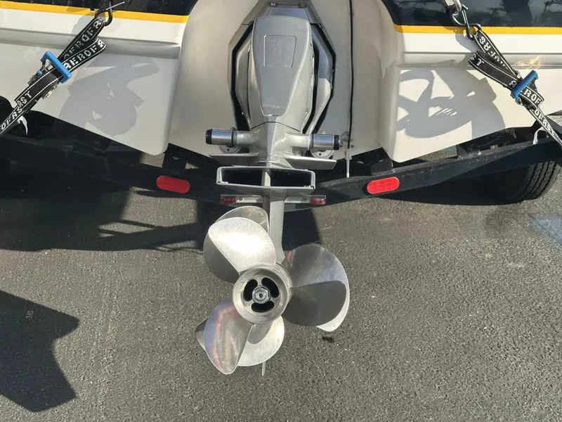 Slide: The Image of Chaparral 216 SSi 2000 - 4