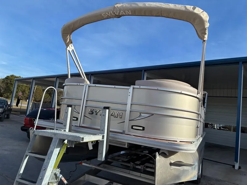 Slide: The Image of Sylvan 8522 Mirage Cruise 2013 - 4