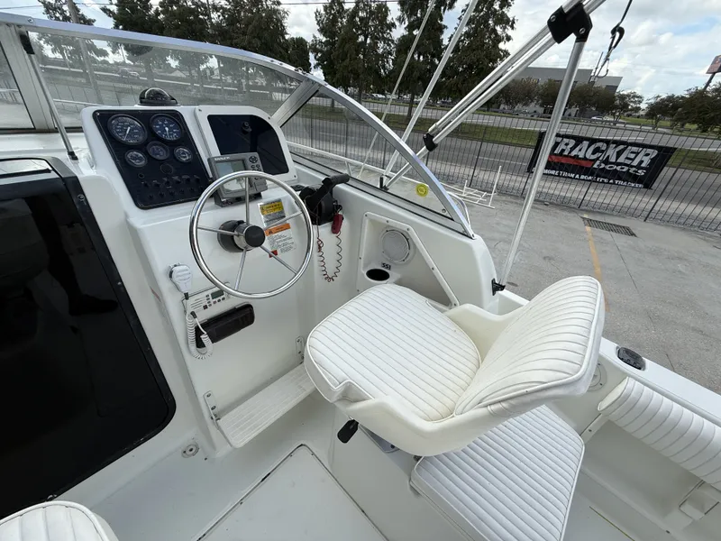 Slide: The Image of Hydra-Sports 212 Sea Horse WA 2000 - 9