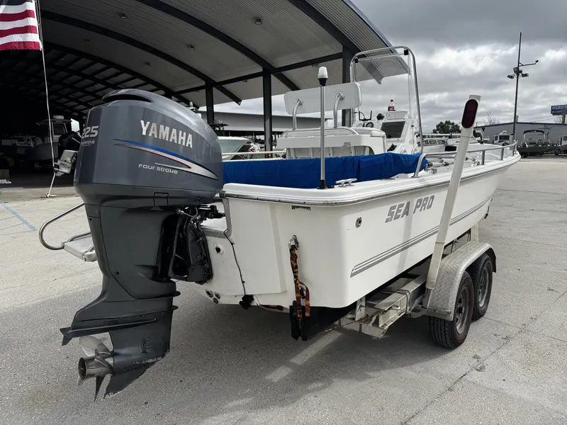 Slide: The Image of Sea Pro 2300 2004 - 9