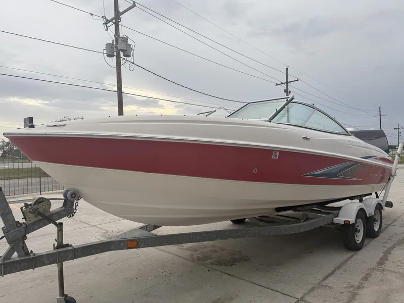 Slide: The Image of Maxum 2200 SR3 2008 - 3