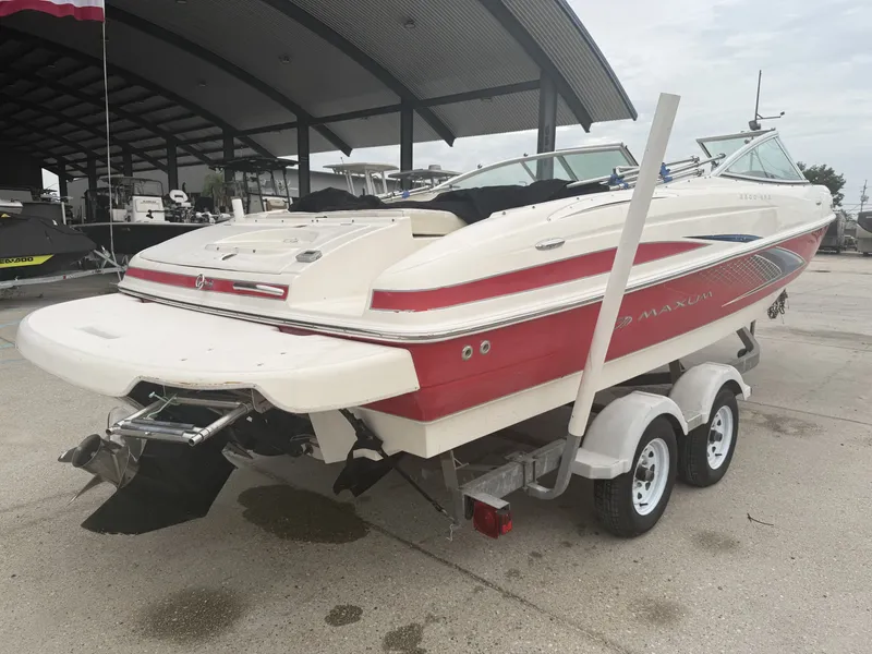 Slide: The Image of Maxum 2200 SR3 2008 - 6